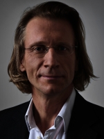 Dr. Martin Preslmayr